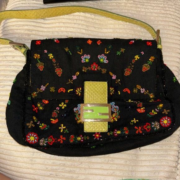 Fendi embellished mama forever python baguette bag - Picture 3 of 15